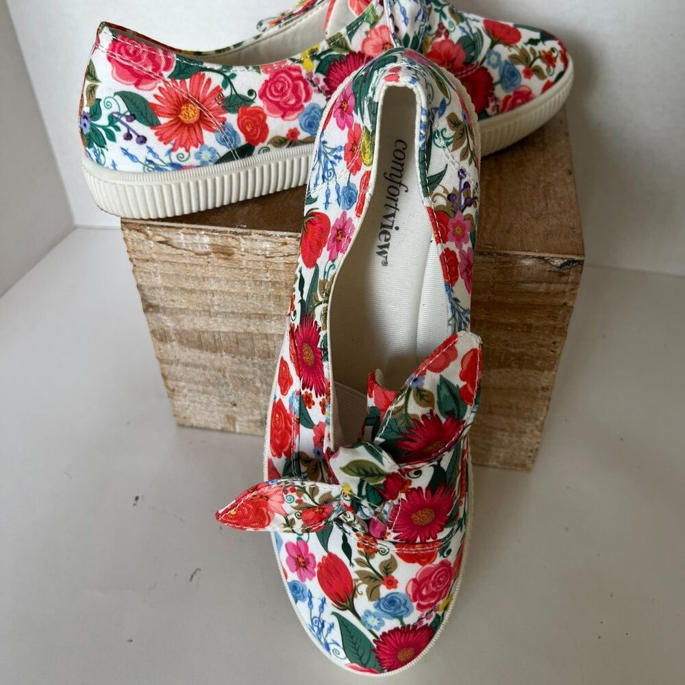Women`s shoeshion